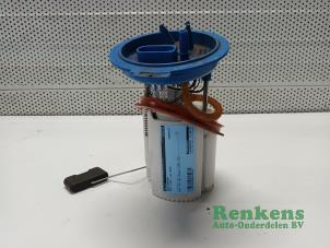 Gebruikte Benzinepomp Seat Leon (5FB) 1.4 TSI ACT 16V Prijs € 35,00 Margeregeling aangeboden door Renkens Auto-Onderdelen B.V.