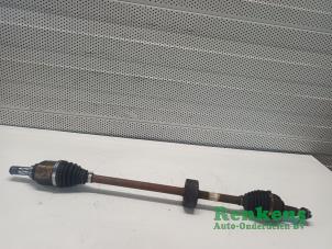 Gebruikte Cardanas rechts-voor (VWA) Dacia Sandero II 0.9 TCE 12V Prijs € 75,00 Margeregeling aangeboden door Renkens Auto-Onderdelen B.V.