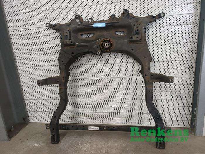 Gebruikte Subframe Opel Astra K Sports Tourer 1.6 CDTI 110 16V Prijs op aanvraag aangeboden door Renkens Auto-Onderdelen B.V.