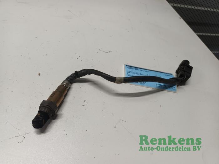 Gebruikte Lambda Sonde Peugeot 2008 (CU) 1.6 e-HDi FAP Prijs € 25,00 Margeregeling aangeboden door Renkens Auto-Onderdelen B.V.