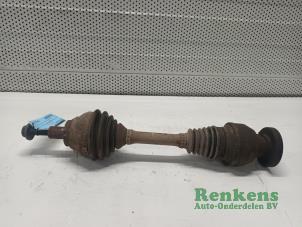 Gebruikte Homokineetas links-voor Volkswagen Tiguan (5N1/2) 1.4 TSI 16V Prijs € 75,00 Margeregeling aangeboden door Renkens Auto-Onderdelen B.V.