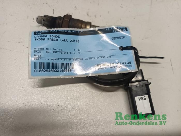 Gebruikte Lambda Sonde Skoda Fabia III Combi (NJ5) 1.0 TSI 12V Prijs € 30,00 Margeregeling aangeboden door Renkens Auto-Onderdelen B.V.