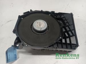 Gebruikte Speaker BMW 1 serie (E81) 116i 1.6 16V Prijs € 25,00 Margeregeling aangeboden door Renkens Auto-Onderdelen B.V.