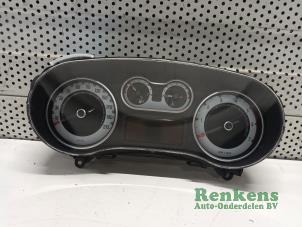 Gebruikte Kilometerteller KM Fiat 500L (199) 1.6 D 16V Multijet Prijs € 175,00 Margeregeling aangeboden door Renkens Auto-Onderdelen B.V.