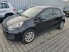 Kia Rio III (UB) 1.1 CRDi VGT 12V Buitenspiegel links