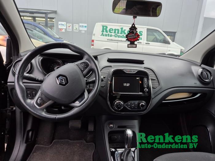 Gebruikte Display Interieur Renault Captur I (2R) 1.2 TCE 16V EDC Prijs op aanvraag aangeboden door Renkens Auto-Onderdelen B.V.