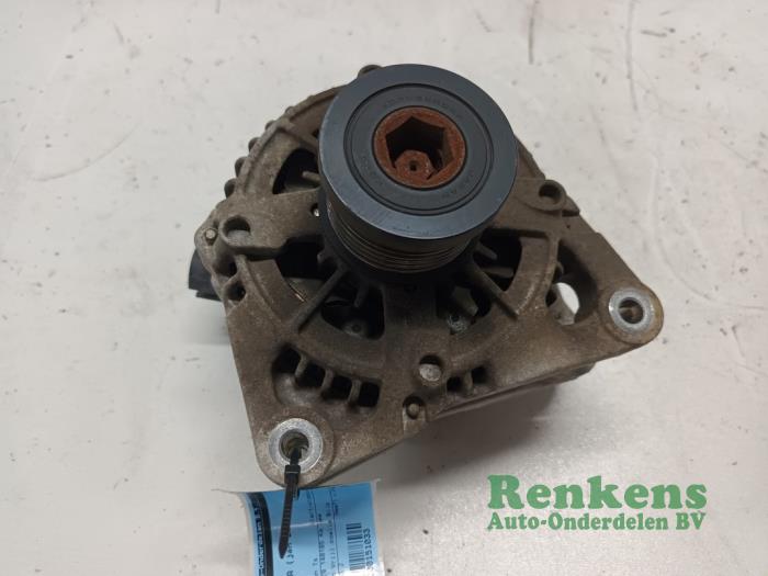 Gebruikte Dynamo Ford Fiesta 6 (JA8) 1.0 Ti-VCT 12V 65 Prijs € 35,00 Margeregeling aangeboden door Renkens Auto-Onderdelen B.V.