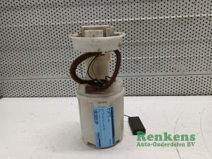 Gebruikte Benzinepomp Volkswagen Lupo (6X1) 1.4 60 Prijs € 35,00 Margeregeling aangeboden door Renkens Auto-Onderdelen B.V.