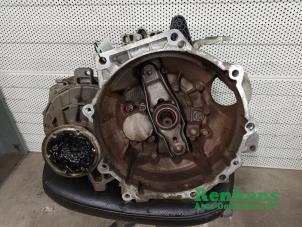 Gebruikte Versnellingsbak Volkswagen Golf VII Variant (AUVV) 1.4 TSI 16V Prijs € 600,00 Margeregeling aangeboden door Renkens Auto-Onderdelen B.V.