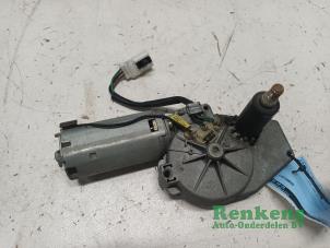 Gebruikte Ruitenwissermotor achter Nissan Micra (K11) 1.3 LX,SLX 16V Prijs € 25,00 Margeregeling aangeboden door Renkens Auto-Onderdelen B.V.