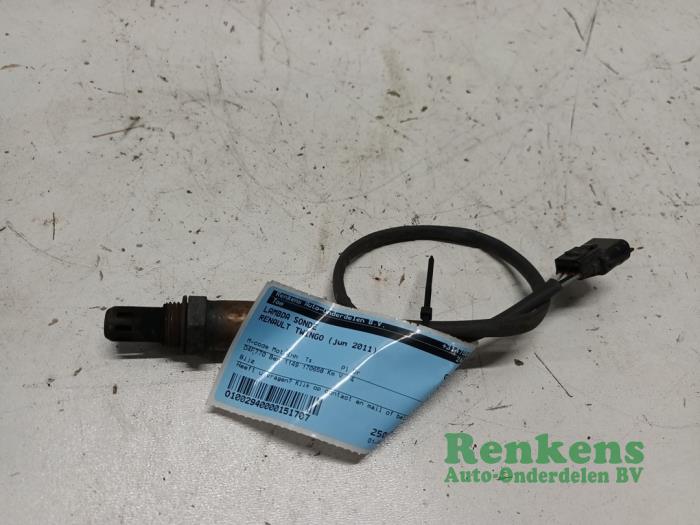 Gebruikte Lambda Sonde Renault Twingo II (CN) 1.2 16V Prijs € 20,00 Margeregeling aangeboden door Renkens Auto-Onderdelen B.V.