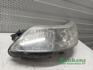 Gebruikte Koplamp links Citroen C4 Berline (LC) 1.4 16V Prijs € 35,00 Margeregeling aangeboden door Renkens Auto-Onderdelen B.V.