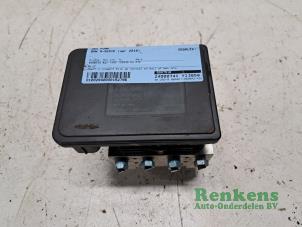 Gebruikte ABS Pomp BMW 4 serie Gran Coupe (F36) 418i 1.5 TwinPower Turbo 12V Prijs € 145,00 Margeregeling aangeboden door Renkens Auto-Onderdelen B.V.