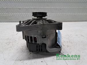 Gebruikte Dynamo Dacia Sandero I (BS) 1.2 16V Prijs € 35,00 Margeregeling aangeboden door Renkens Auto-Onderdelen B.V.