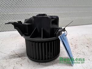 Gebruikte Aanjager Citroen Nemo (AA) 1.4 HDi 70 Prijs € 30,00 Margeregeling aangeboden door Renkens Auto-Onderdelen B.V.