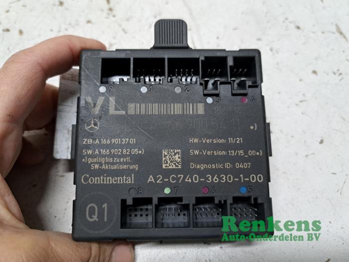Gebruikte Module Centrale Deurvergrendeling Mercedes CLA (117.3) 1.6 CLA-180 16V Prijs € 25,00 Margeregeling aangeboden door Renkens Auto-Onderdelen B.V.