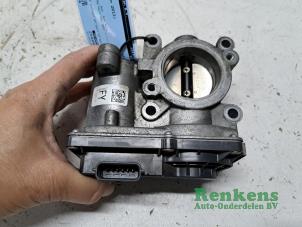 Gebruikte Gasklephuis Renault Megane III Grandtour (KZ) 1.2 16V TCE 115 Prijs € 25,00 Margeregeling aangeboden door Renkens Auto-Onderdelen B.V.