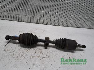 Gebruikte Homokineetas links-voor Chrysler Le Baron Convertible Prijs op aanvraag aangeboden door Renkens Auto-Onderdelen B.V.