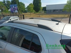 Gebruikte Dakrail set Chevrolet Trax 1.4 Turbo 16V 4x2 Prijs op aanvraag aangeboden door Renkens Auto-Onderdelen B.V.