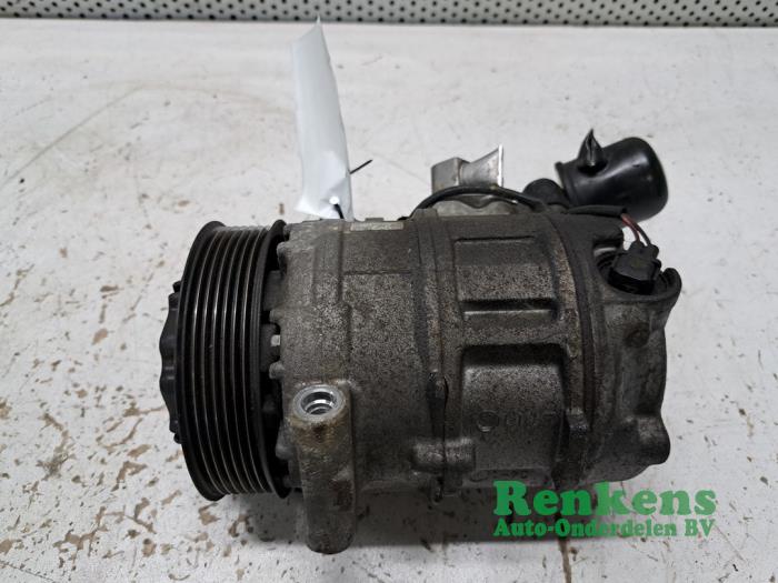 Gebruikte Pomp Airco Mercedes C (W203) 1.8 C-180K 16V Prijs € 100,00 Margeregeling aangeboden door Renkens Auto-Onderdelen B.V.