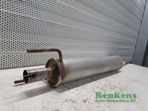 Gebruikte Uitlaat Middendemper Opel Corsa C (F08/68) 1.0 12V Twin Port Prijs € 30,00 Margeregeling aangeboden door Renkens Auto-Onderdelen B.V.