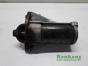 Gebruikte Startmotor Renault Clio IV Estate/Grandtour (7R) 1.5 Energy dCi 90 FAP Prijs € 30,00 Margeregeling aangeboden door Renkens Auto-Onderdelen B.V.