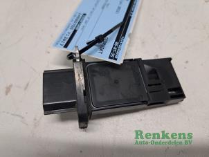 Gebruikte Luchtmassameter Nissan Qashqai (J10) 1.6 16V Prijs € 20,00 Margeregeling aangeboden door Renkens Auto-Onderdelen B.V.