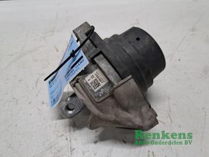 Gebruikte Motorsteun BMW X3 (F25) xDrive35d 24V Prijs € 40,00 Margeregeling aangeboden door Renkens Auto-Onderdelen B.V.