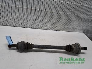 Gebruikte Steekas links-achter BMW X3 (F25) xDrive35d 24V Prijs € 75,00 Margeregeling aangeboden door Renkens Auto-Onderdelen B.V.