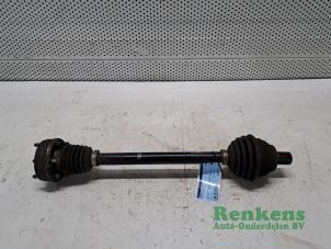 Gebruikte Homokineetas links-voor Volkswagen Golf VI (5K1) 1.4 16V Prijs € 35,00 Margeregeling aangeboden door Renkens Auto-Onderdelen B.V.