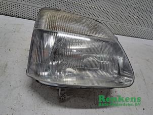 Gebruikte Koplamp rechts Suzuki Wagon-R+ (RB) 1.3 16V Prijs € 25,00 Margeregeling aangeboden door Renkens Auto-Onderdelen B.V.