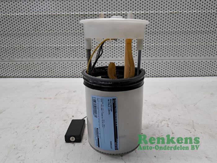 Gebruikte Benzinepomp Volkswagen Polo V (6R) 1.0 12V BlueMotion Technology Prijs € 40,00 Margeregeling aangeboden door Renkens Auto-Onderdelen B.V.