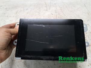 Gebruikte Display Interieur Nissan Almera Tino (V10M) 1.8 16V Prijs € 25,00 Margeregeling aangeboden door Renkens Auto-Onderdelen B.V.