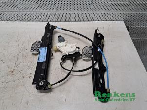 Gebruikte Raammechaniek 4Deurs links-achter BMW 4 serie Gran Coupe (F36) 418i 1.5 TwinPower Turbo 12V Prijs € 60,00 Margeregeling aangeboden door Renkens Auto-Onderdelen B.V.