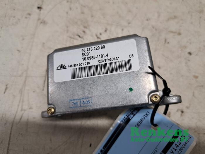 Gebruikte Computer esp Peugeot 1007 (KM) 1.6 GTI,Gentry 16V Prijs op aanvraag aangeboden door Renkens Auto-Onderdelen B.V.