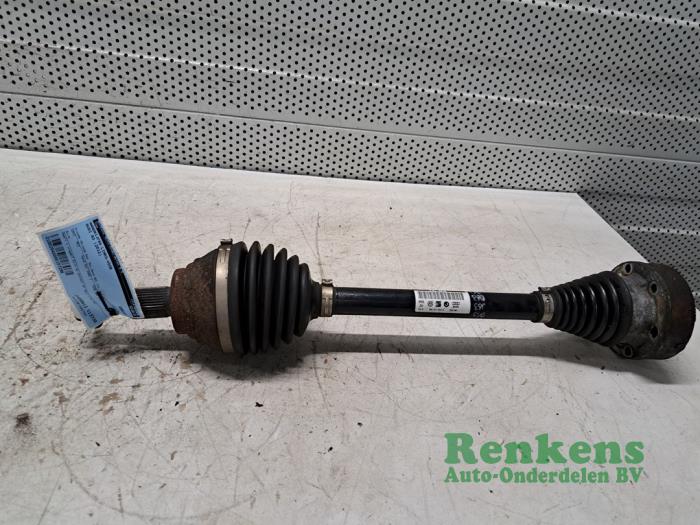 Gebruikte Steekas links-voor Audi A3 Sportback (8PA) 1.6 TDI 16V Prijs € 35,00 Margeregeling aangeboden door Renkens Auto-Onderdelen B.V.