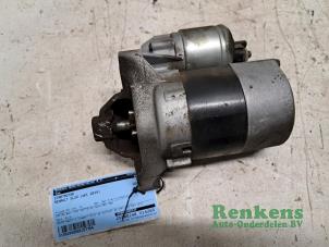 Gebruikte Startmotor Renault Clio IV (5R) 1.2 16V Prijs € 30,00 Margeregeling aangeboden door Renkens Auto-Onderdelen B.V.