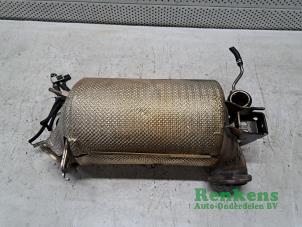 Gebruikte Roetfilter Mercedes E Estate (S213) E-200d 2.0 Turbo 16V Prijs op aanvraag aangeboden door Renkens Auto-Onderdelen B.V.