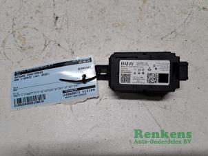 Gebruikte Antenne Versterker BMW 1 serie (F40) 116d 1.5 12V TwinPower Prijs € 30,00 Margeregeling aangeboden door Renkens Auto-Onderdelen B.V.