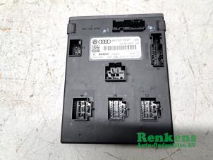 Gebruikte Computer Body Control Audi S5 Sportback (8TA) S5 3.0 TFSI V6 32V Prijs € 60,00 Margeregeling aangeboden door Renkens Auto-Onderdelen B.V.