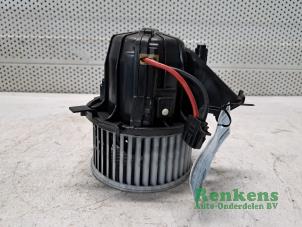 Gebruikte Kachel Ventilatiemotor Audi S5 Sportback (8TA) S5 3.0 TFSI V6 32V Prijs € 40,00 Margeregeling aangeboden door Renkens Auto-Onderdelen B.V.