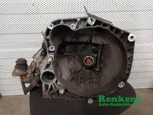 Gebruikte Versnellingsbak Fiat Barchetta (183) 1.8 16V Prijs op aanvraag aangeboden door Renkens Auto-Onderdelen B.V.
