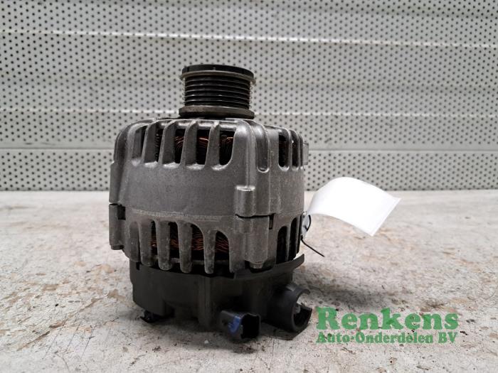 Gebruikte Dynamo Opel Corsa F (UB/UH/UP) 1.2 12V 75 Prijs € 45,00 Margeregeling aangeboden door Renkens Auto-Onderdelen B.V.