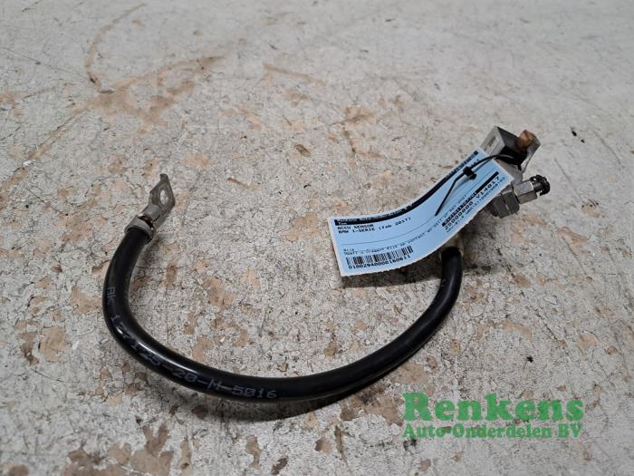 Gebruikte Accu sensor BMW 1 serie (F20) 120i 2.0 16V Prijs € 15,00 Margeregeling aangeboden door Renkens Auto-Onderdelen B.V.