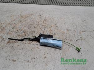 Gebruikte Tankklep Vergrendelingsmotor BMW X3 (E83) 2.5 Si 24V Prijs € 30,00 Margeregeling aangeboden door Renkens Auto-Onderdelen B.V.