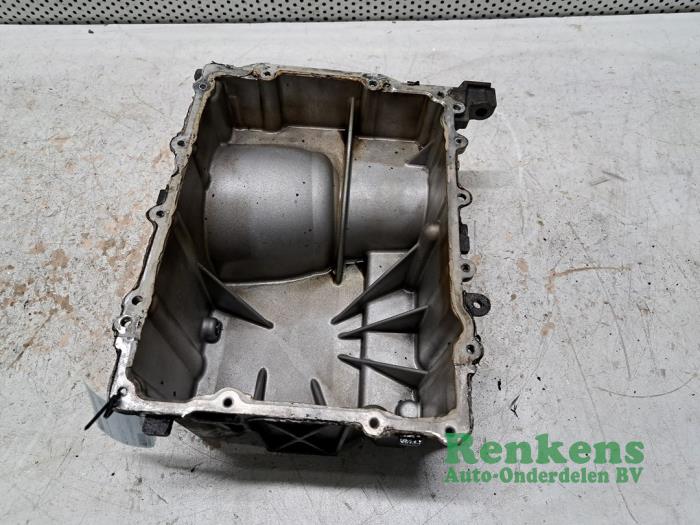 Gebruikte Carterpan Ford Grand C-Max (DXA) 1.0 Ti-VCT EcoBoost 12V 125 Prijs € 30,00 Margeregeling aangeboden door Renkens Auto-Onderdelen B.V.