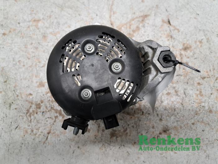 Dynamo van een BMW 1 serie (F20) 120i 2.0 16V 2017