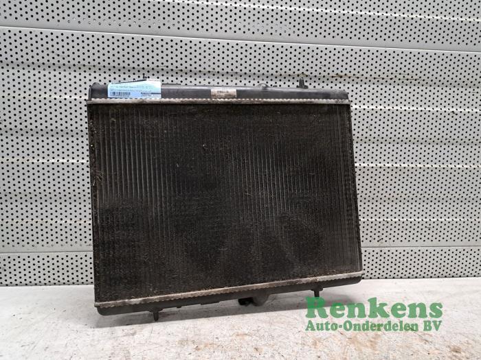 Gebruikte Radiateur Peugeot RCZ (4J) 1.6 16V THP Prijs € 30,00 Margeregeling aangeboden door Renkens Auto-Onderdelen B.V.