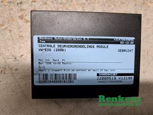 Gebruikte Deur module Volkswagen Eos (1F7/F8) 1.6 FSI 16V Prijs € 20,00 Margeregeling aangeboden door Renkens Auto-Onderdelen B.V.