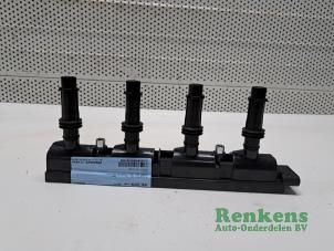 Gebruikte Bobine Opel Astra J (PC6/PD6/PE6/PF6) 1.4 Turbo 16V Prijs € 40,00 Margeregeling aangeboden door Renkens Auto-Onderdelen B.V.